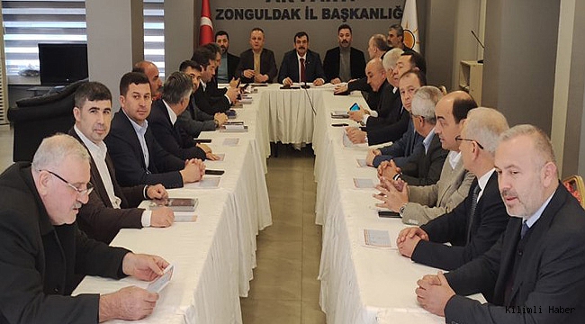 AK Parti'de Hareketlilik Başkanlar Toplandı