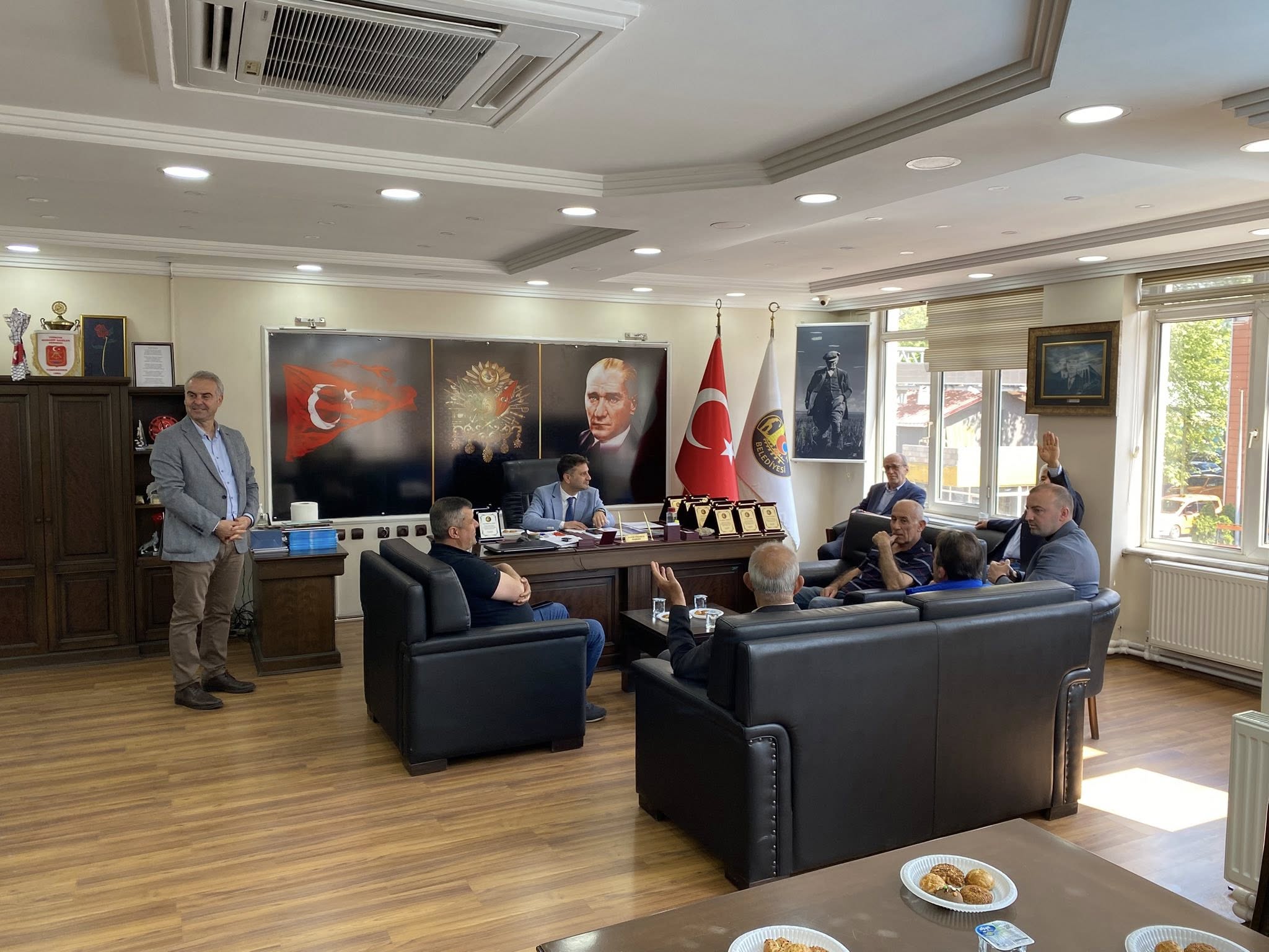 Burası Türkiye Cumhuriyeti Belediyesi, Osmanlı Devleti Değil!