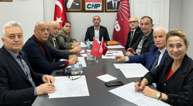 CHP’nin masasında neler var? Kimlerin istifa etmesi istenecek