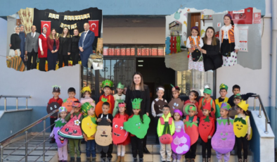 Kaymakam Demirer’in Yerli Malı Haftası Coşkusu