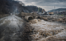 DEVLETİN İZNİ VAR DİYE VATANDAŞ EZİLİR Mİ?