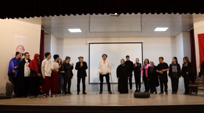 Sahneye Emek, Alkışa Sevgi: Kilimli’de Tiyatro