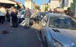 Kilimli’de Kaza! 5 Araç Birbirine Girdi