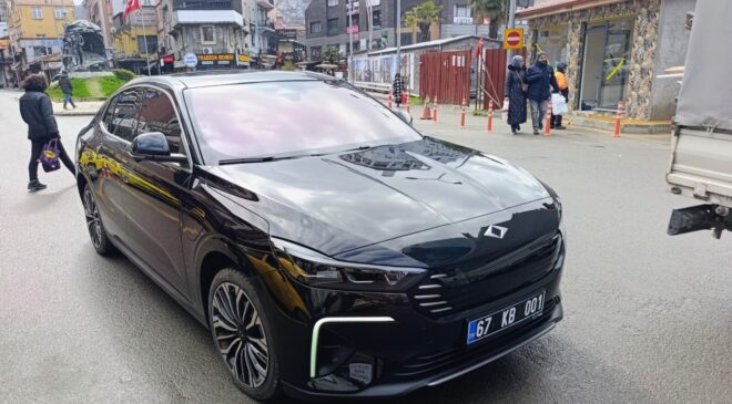 Kilimli Hizmet Beklerken Başkan Lüks Peşinde!