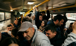 KİLİMLİ’DE DOLMUŞ REZALETİ!